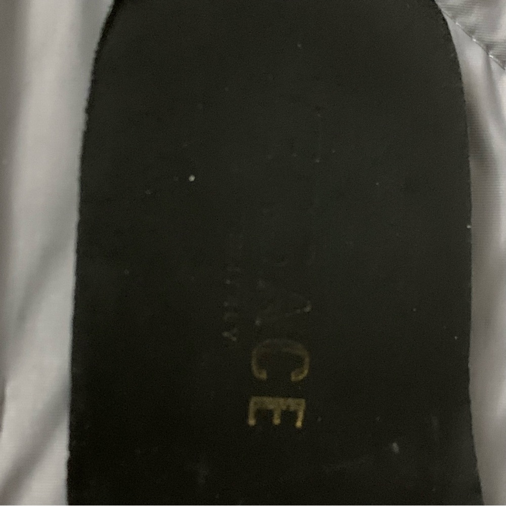 Versace Pebble Leather Drivers - Picture 6 of 10